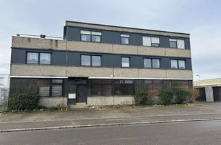 Büro zu mieten in Gutenbergstr. 23, 72555 Metzingen, Großzügige Büro- oder Praxisräume im Industriegebiet Längenfeld - ab sofort frei