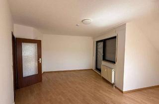 Wohnung kaufen in Johann-Schütte-Strasse 57, 68307 Schönau, Provisonsfrei für Kapitalanleger oder Eigennutzer: 1-Zimmer-DG-Wohnung mit Loggia und Garagenplatz
