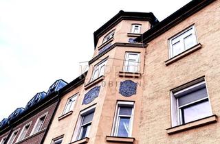 Wohnung kaufen in 91052 Erlangen, Großzügige Altbauwohnung auf zwei Etagen in Innenstadtlage!