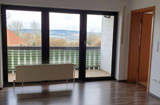 Wohnung mieten in Rübengasse 4-6, 95517 Emtmannsberg, Ansprechende 3-Zimmer-Souterrain-Wohnung mit Balkon