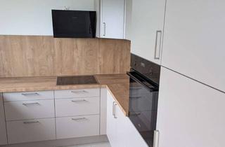 Wohnung mieten in New-York-Ring 76, 71686 Remseck, Geschmackvolle 4-Raum-Dachgeschosswohnung mit Balkon und EBK in Remseck am Neckar