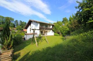 Haus kaufen in 83714 Miesbach, Stattliche DHH in schöner Lage mit viel Privatsphäre - Nähe Zentrum !