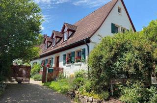 Bauernhaus kaufen in 91729 Haundorf, Denkmalgeschütztes Bauernhaus Ferienhaus mit 2 verbundenen Wohneinheiten