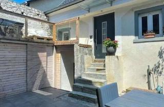 Einfamilienhaus kaufen in 79238 Ehrenkirchen, Wohnglück mit Charme: Modernisiertes Einfamilienhaus mit Wellness-Extras und Scheune