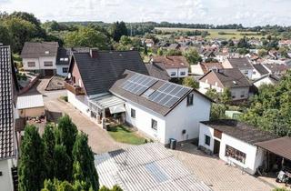 Haus kaufen in 66773 Schwalbach, Großzügiges Doppelhaus in Schwalbach-Elm