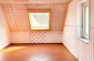 Haus kaufen in 96152 Burghaslach, Vielseitiges Wohn- und Geschäftshaus mit Terrasse und Balkon.