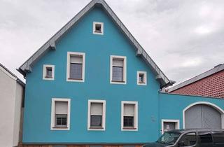 Einfamilienhaus kaufen in 68623 Lampertheim, ~~ GEPFLEGTES SANIERTES EINFAMILIENHAUS MIT BALKON, STELLPLATZ, INNENHOF UND NEBENGEBÄUDE ~~