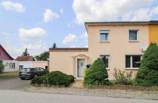 Haus kaufen in 06869 Coswig, Grüne Oase: DHH inkl. Werkstatt mit eigenem Garten in Coswig