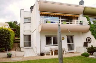 Reihenhaus kaufen in 61191 Rosbach, OBER-ROSBACH Traumblick! Reihenhaus ~ 127 m², 4ZKBWC +Balkon +Abstellraum + Tiefgarage + Garte