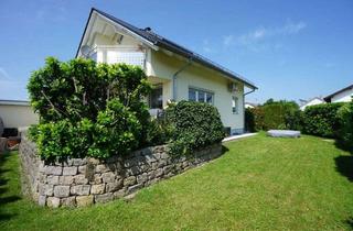 Einfamilienhaus kaufen in 72810 Gomaringen, Freistehendes Einfamilienhaus mit schönem Garten, Garage und Carport