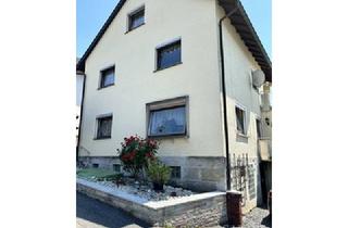 Haus kaufen in 96472 Rödental, Charmantes Zweifamilienhaus in ruhiger Lage im Ortsteil Rothenhof bei Rödental