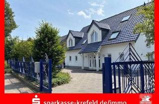 Einfamilienhaus kaufen in 47906 Kempen, Kempen - Freistehendes Anwesen mit 2 Garagen