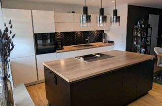 Wohnung kaufen in 38444 Wolfsburg, Wolfsburg - Unverbaubarer Blick! 4-Zimmerwohnung mit großzügigem Wohnbereich