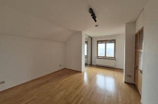 Wohnung kaufen in 66119 Saarbrücken, Saarbrücken - 105qm-Maisonette Eigentumswohnung in Top-Lage Saarbrücken-Triller