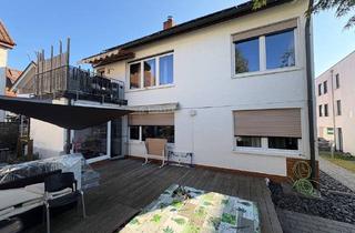 Mehrfamilienhaus kaufen in 73776 Altbach, Altbach - Mehrfamilienhaus im Herzen von Altbach - Ideal für mehrere Generationen!
