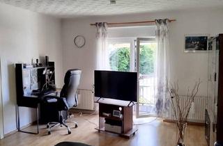 Wohnung kaufen in 66386 St. Ingbert, Sankt Ingbert - Schöne ETW 2ZKB mit Balkon, Keller und Garten von privat