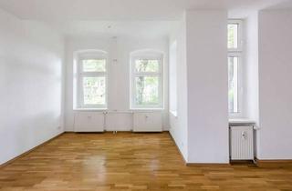 Wohnung kaufen in Pestalozzistraße 29, 13187 Pankow, Attraktive Eigentumswohnung im Altbau aus 1907 mit Balkon und Garten in Berlin-Pankow