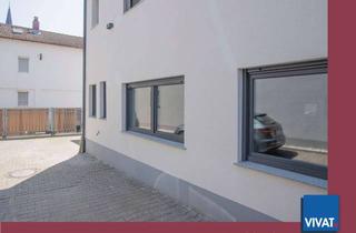 Wohnung kaufen in 61381 Friedrichsdorf, Frisch sanierte Studiowohnung mit eigenem Eingang, Klimaanlage & Gartenanteil.