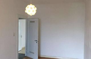Wohnung kaufen in Haspeler Schulstr. 41, 42285 Barmen, Altbauwohnung mit Balkon und Ausbaureserve im Spitzboden