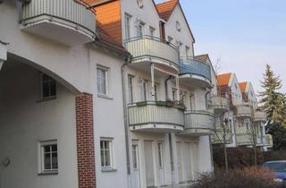 Wohnung kaufen in 15345 Altlandsberg, Bewohntes Einzimmerapartment und Tiefgaragenstellplatz zu verkaufen