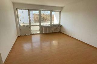 Wohnung mieten in Boelckestr. 34, 93051 Kumpfmühl-Ziegetsdorf-Neuprüll, Große 4 Zimmer Wohnung mit Balkon in Regensburg