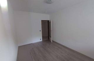 Wohnung mieten in Goethestraße 26-34, 40699 Erkrath, Geräumige 4-Zimmer-Wohnung in Erkrath mit Balkon und Gartenblick