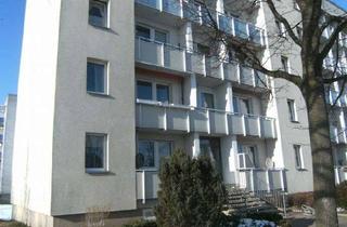 Wohnung mieten in Karl-Liebknecht-Straße, 19370 Parchim, PARCHIM: helle 3-Zimmer-Whg. im 1. OG (ohne Aufzug, Balkon u. sep. Keller, sucht solventen Mieter