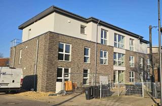 Wohnung mieten in Peterstraße 162 a, 52499 Baesweiler, Wohnberechtigungsschein! Wohnung mit Aufzug und schönem großen Balkon und Garten (WE2 und WE3)