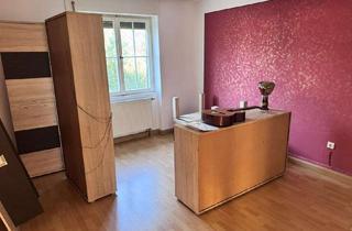 Wohnung mieten in 77815 Bühl, 3-Zimmer-Altbau-Wohnung (ca. 78 m²) mit Gartenanteil in ruhiger, zentraler Stadtlage von Bühl!