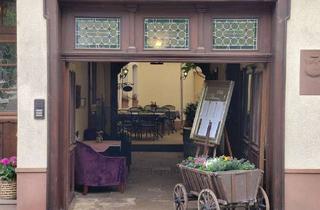 Gewerbeimmobilie kaufen in 65346 Eltville, Eltville-OT: Wohnen und/oder Arbeiten in historischem Ambiente m. schönem Innenhof und herrl. Garten