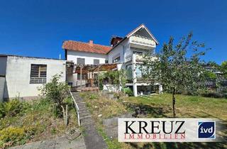 Haus kaufen in 64560 Riedstadt, Großzügiges Zweifamilienhaus auf schönem Grundstück in Leeheim