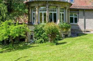 Villa kaufen in 70469 Feuerbach, Einmalige Stadtvilla mit Charme direkt an den Weinbergen!