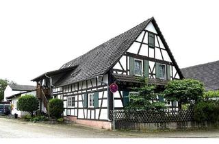 Haus kaufen in 77694 Kehl, Charmantes Fachwerkhaus mit 3 WE und traumhafter Gartenanlage