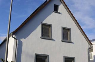 Haus mieten in Hochstadtweg 13, 64560 Riedstadt, Attraktives und vollständig renoviertes 4,5-Raum-Einfamilienhaus mit EBK in Riedstadt