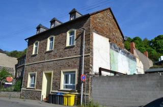 Anlageobjekt in 56656 Brohl-Lützing, Mehrfamilienhaus mit guter Rendite in zentraler Lage von Burgbrohl.