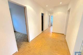 Wohnung kaufen in 24232 Schönkirchen, Charmantes Zuhause mit Balkon und eigener Garage! - Schönkirchen