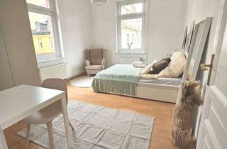 Wohnung mieten in Am Alten See, 60489 Rödelheim, Charmanter Altbau! Neu möblierte 3-Zimmer-Wohnung mit neuer Einbauküche – WG-geeignet, zentrale Lage
