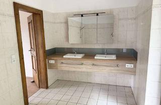 Wohnung mieten in Reichenhaller Straße, 83451 Piding, Schöne und gepflegte 4-Raum-Wohnung mit Balkon und EBK in Piding