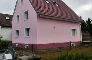 Wohnung mieten in 63533 Mainhausen, Erstbezug nach Sanierung mit Balkon: Attraktive 3-Zimmer-Dachgeschosswohnung in Mainhausen