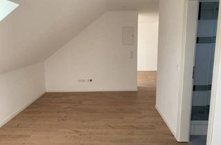 Wohnung mieten in 74074 Heilbronn, Geschmackvolle 2-Zimmer-Dachgeschosswohnung in Heilbronn