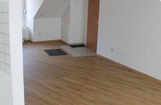 Wohnung mieten in Geldernerstr. 25, 47638 Straelen, Gepflegte Dachgeschosswohnung mit zwei Zimmern in Straelen