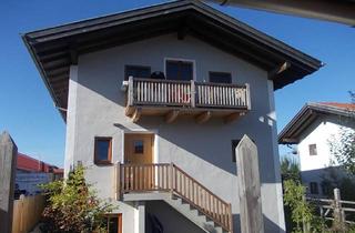 Wohnung mieten in 83123 Amerang, Repräsentative, neuwertige & individuelle 3-Zim-Whg, IDEAL für WOHNEN & ARBEITEN in kernsaniertem Bauernhaus zw. Wasserburg & Bad Endorf*