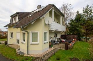 Anlageobjekt in 07629 Hermsdorf, Vermietetes Zweifamilienhaus mit Einliegerwohnung in beliebter Wohnlage von Hermsdorf für Anleger