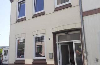 Haus kaufen in 24837 Schleswig, Schleswig - Stadthaus nur wenige Meter zur Schlei ideal für Handwerker