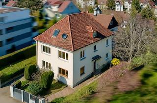 Mehrfamilienhaus kaufen in 70186 Stuttgart, Stuttgart - Solides Mehrfamilienhaus mit Garage in begehrter Lage von Stuttgart-Ost