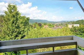 Wohnung kaufen in 38667 Bad Harzburg, Lichtdurchflutete 3-Zimmer-Dachgeschoss-Wohnung mit Balkon und Einbauküche!