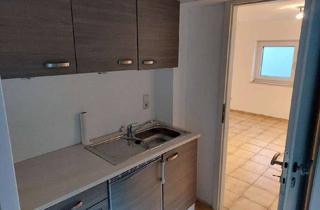 Wohnung kaufen in Reinshagener Str. 42, 42859 Remscheid, Hobbyraum / Büro / kleine Eigentumswohnung in Remscheid Reinshagen inkl. Einbauküche & TG-Stellplatz