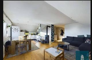 Wohnung kaufen in Sparwieserstrasse 66, 73066 Uhingen, Exklusive, modernisierte 5-Zimmer-DG-Wohnung in Uhingen