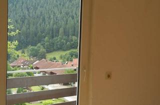 Wohnung mieten in 75385 Bad Teinach-Zavelstein, 5 Zimmer DG-Wohnung, Südwesthöhenaussichtslage, darüber isol. Bühnenboden, Balkon, Wärmepumpe