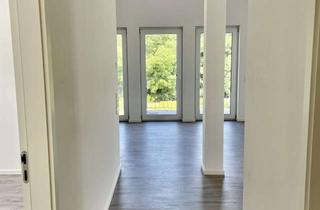 Wohnung mieten in Langstraße, 65779 Kelkheim, Helle, wertige 3-Raum-DG-Wohnung mit mit 2 Balkonen in Kelkheim (Taunus)